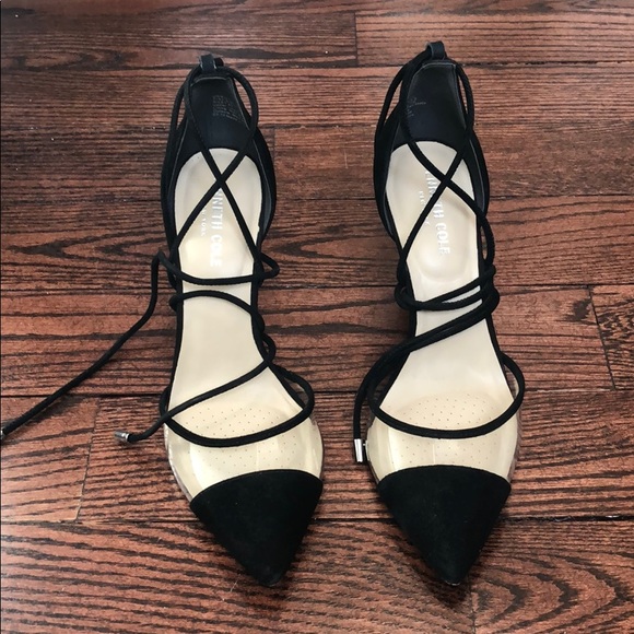 Black suede pumps with pvc toe detail and lace up - Picture 2 of 7